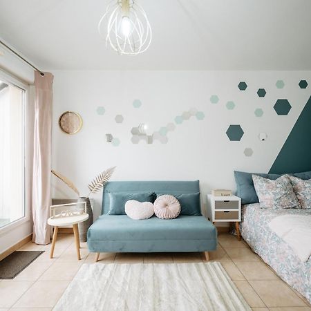 Hexa Dream Apartment มองต์เตฮวา ภายนอก รูปภาพ